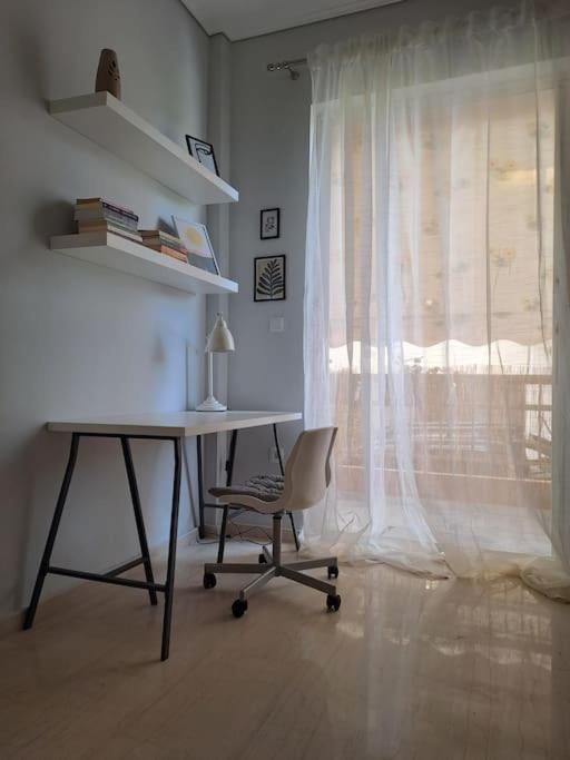 Δίπλα Στο Πάρκο Appartement Kalamáta Buitenkant foto