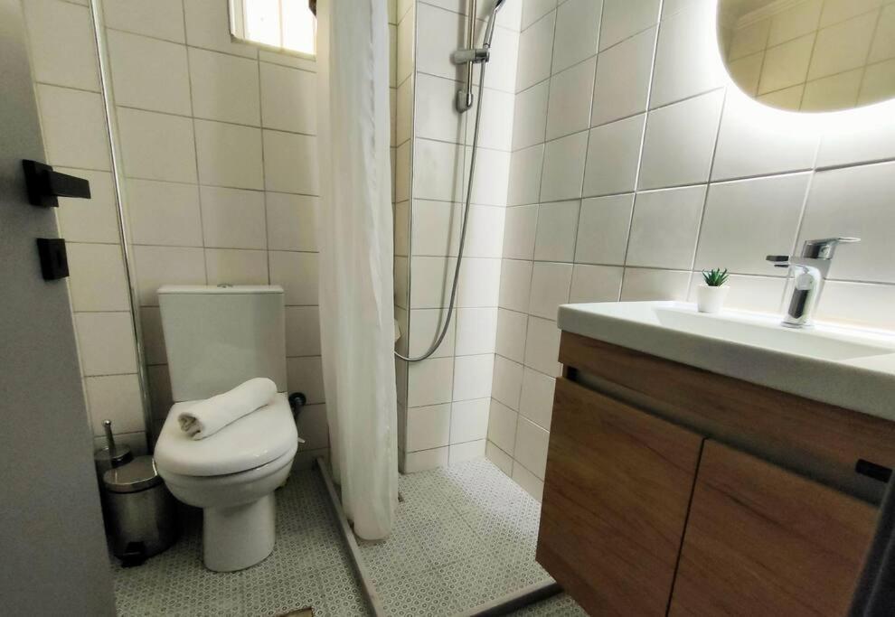 Δίπλα Στο Πάρκο Appartement Kalamáta Buitenkant foto
